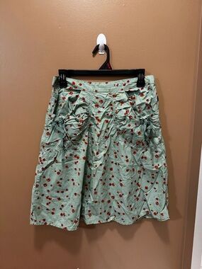 Light Green Rose-Print Women's Skirt